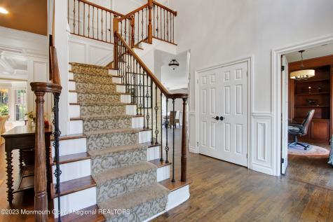 27 Nicklaus Lane Farmingdale NJ 07727