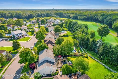 27 Nicklaus Lane Farmingdale NJ 07727