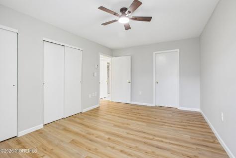 18 Pine Cluster Circle Manalapan NJ 07726