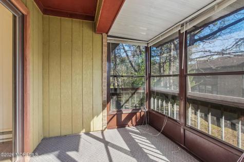 18 Pine Cluster Circle Manalapan NJ 07726
