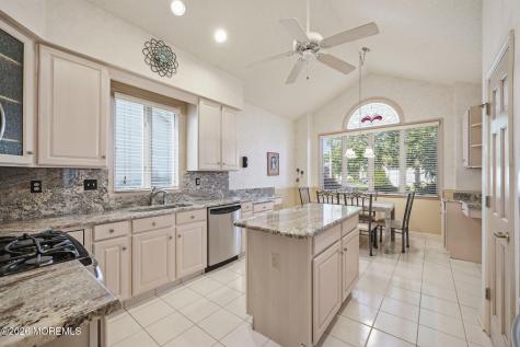 36 Wintons Way Monroe NJ 08831