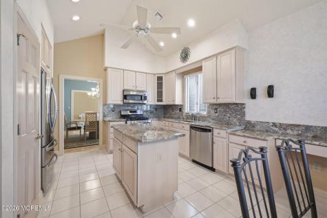 36 Wintons Way Monroe NJ 08831