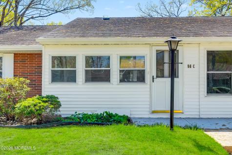 86C Dorchester Drive Lakewood NJ 08701