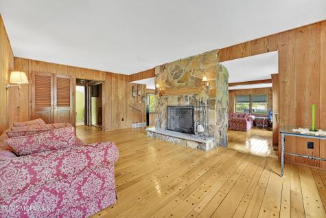 32 Woods Road Freehold NJ 07728