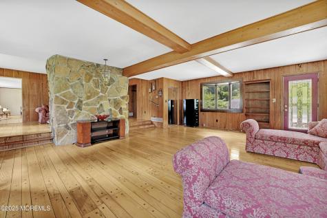 32 Woods Road Freehold NJ 07728