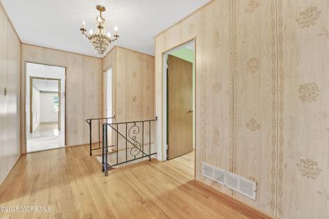 32 Woods Road Freehold NJ 07728