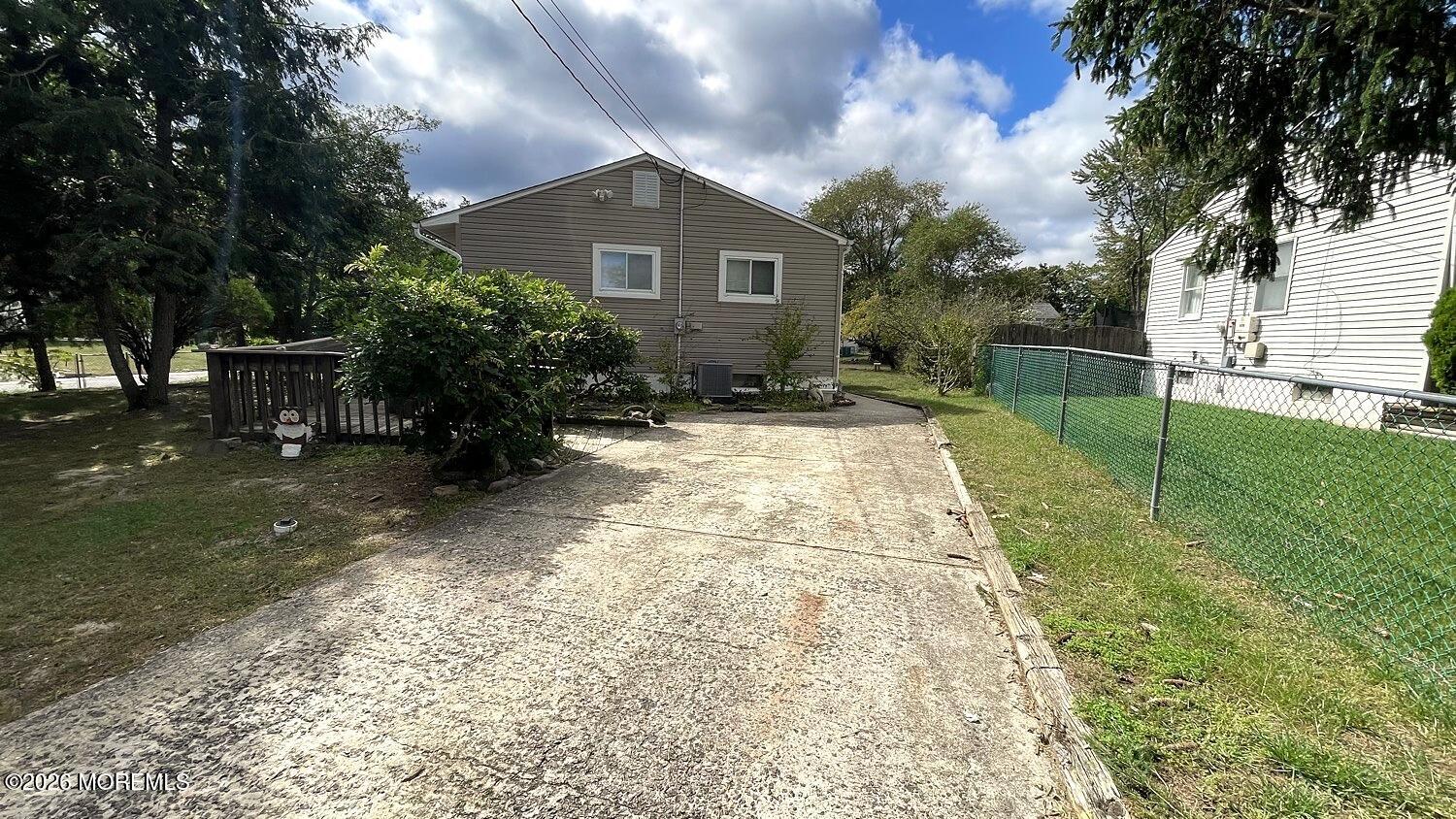 33 Bucknell Drive Toms River NJ 08757