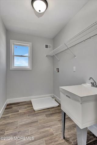 910 Malden Drive Cliffwood Beach NJ 07735