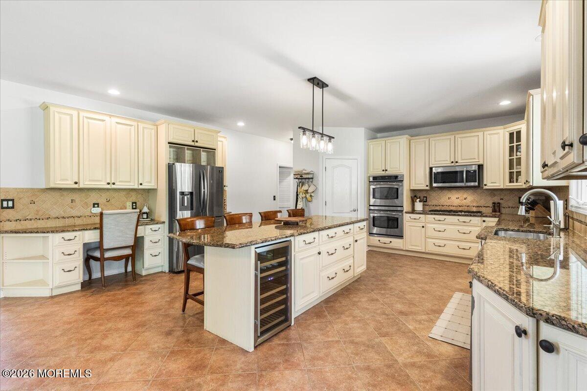 6 Hope Drive Millstone NJ 08510