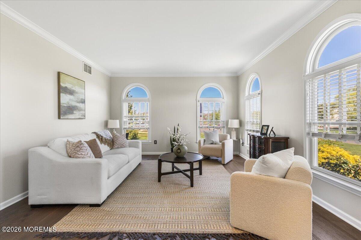 6 Hope Drive Millstone NJ 08510