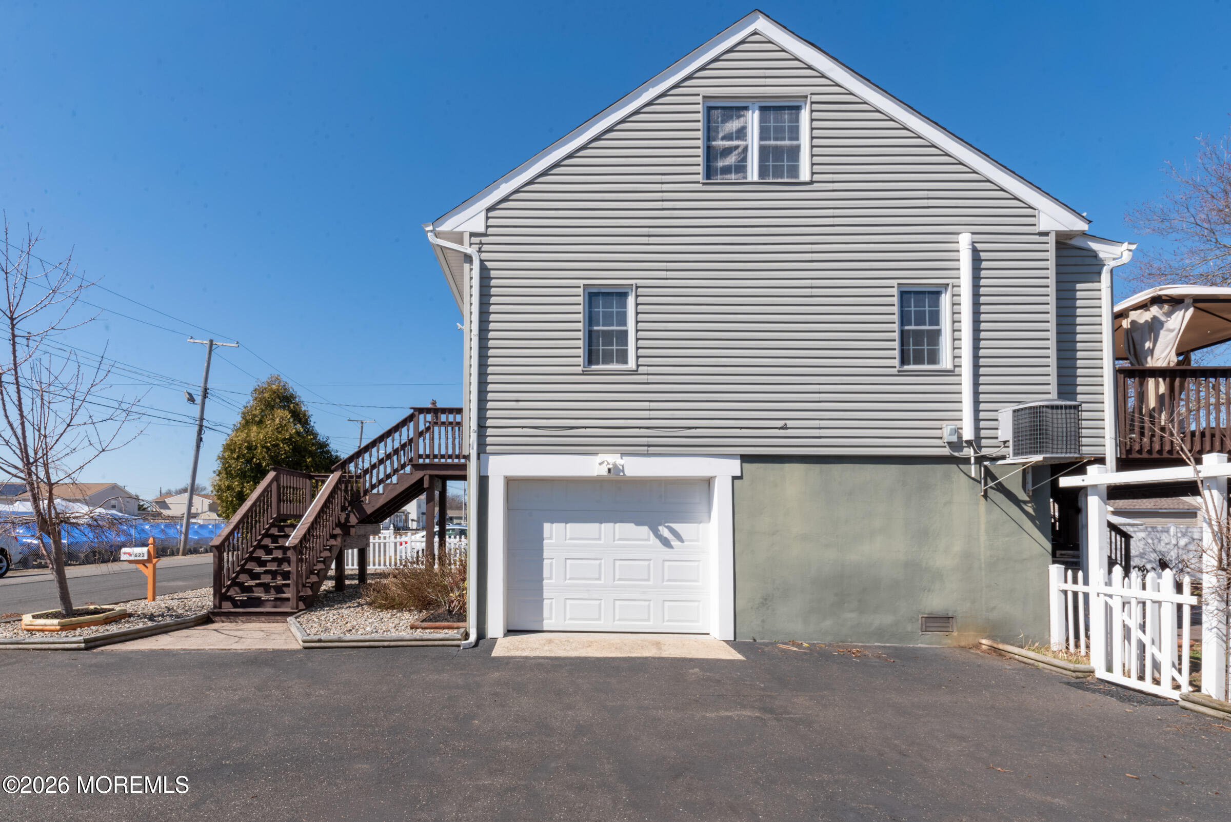 623 Beachwood Avenue Toms River NJ 08753