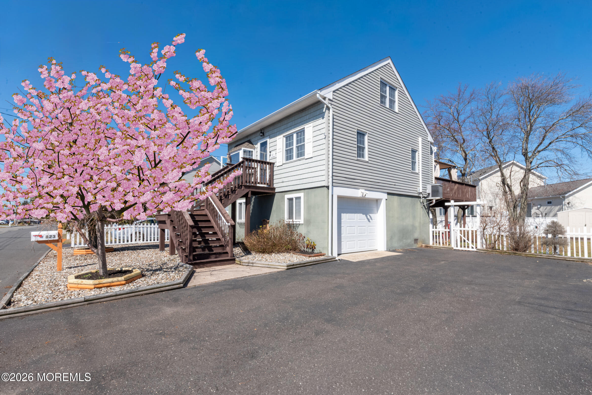 623 Beachwood Avenue Toms River NJ 08753