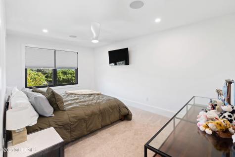 25 Portland Road Highlands NJ 07732