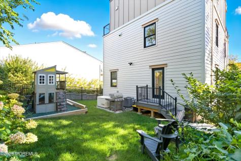 25 Portland Road Highlands NJ 07732