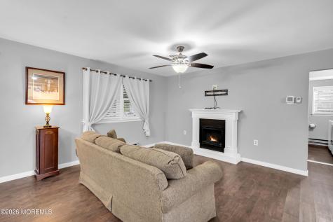 49 Chelsea Drive Whiting NJ 08759