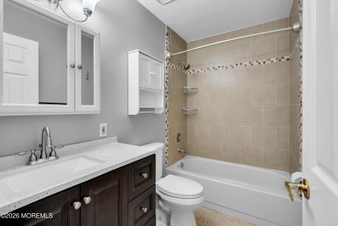 49 Chelsea Drive Whiting NJ 08759