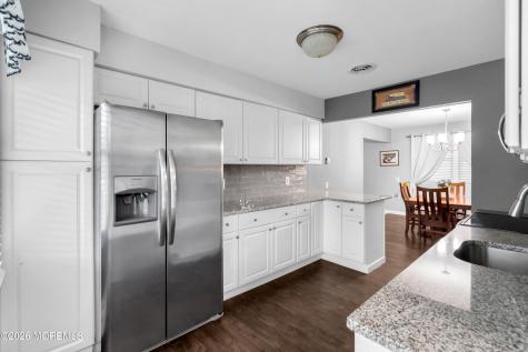 49 Chelsea Drive Whiting NJ 08759