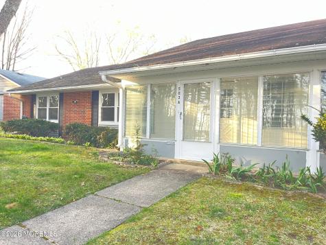 503A Thornbury Court Lakewood NJ 08701