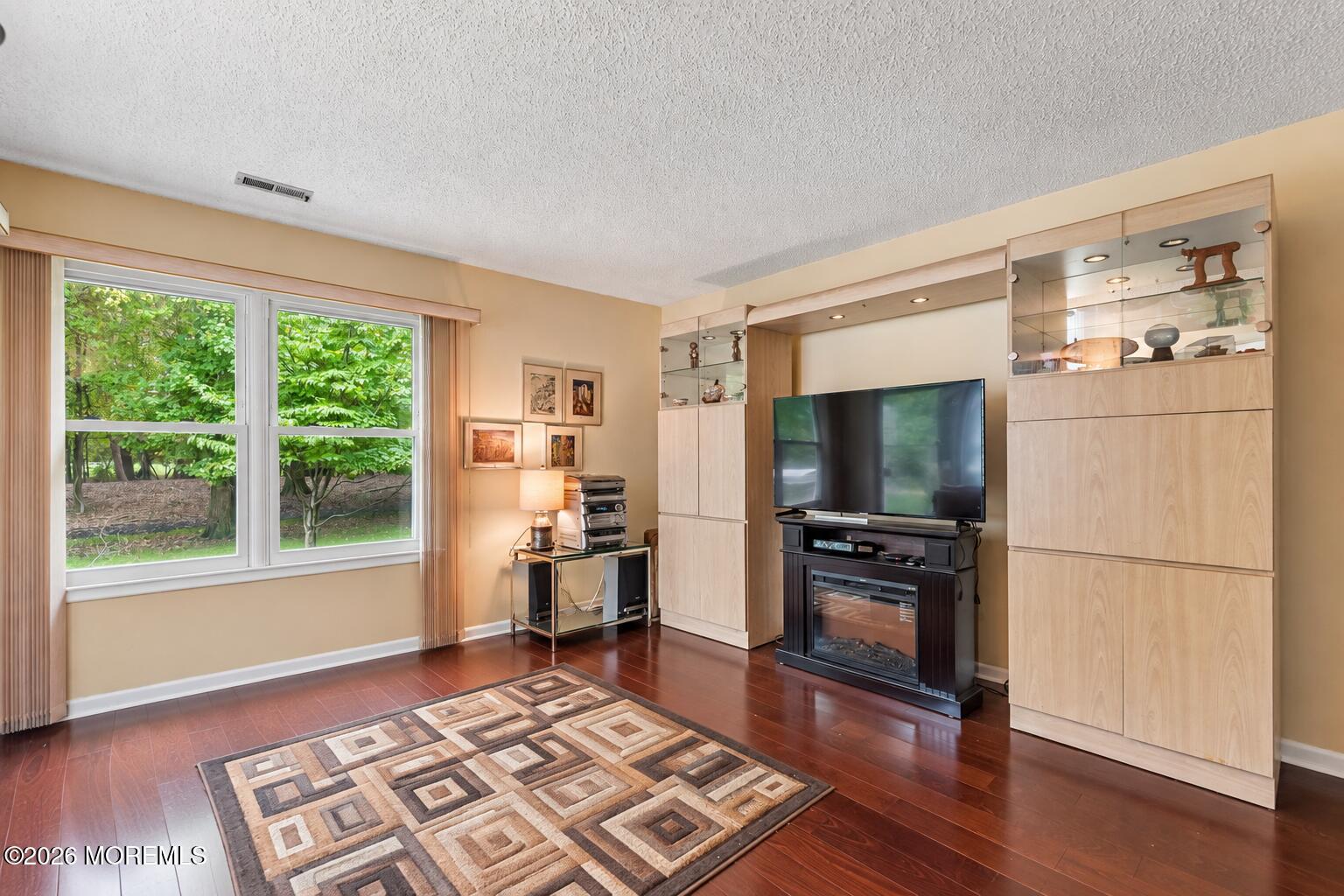 447 Bayberry Court Englishtown NJ 07726