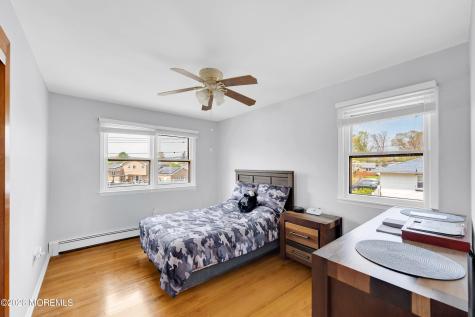 536 Skylark Drive Toms River NJ 08755