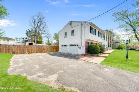 536 Skylark Drive Toms River NJ 08755