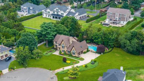 2520 Autumn Drive Manasquan NJ 08736