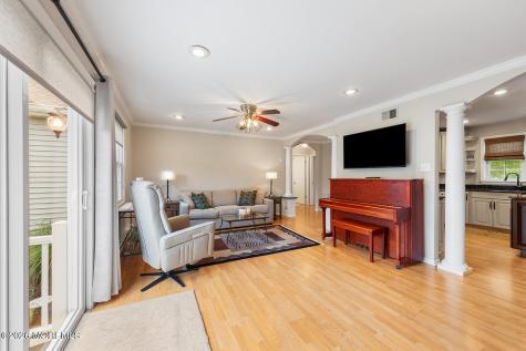 59A Corso Italia Freehold NJ 07728