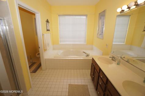 20 Turtle Creek Run Barnegat NJ 08005