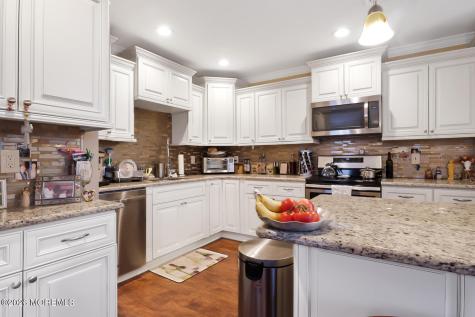 112 Pilatus Platz Freehold NJ 07728