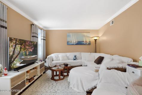 112 Pilatus Platz Freehold NJ 07728