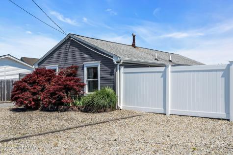 209 Fernwood Drive Bayville NJ 08721