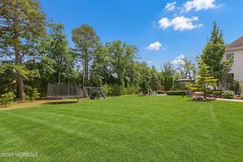 17 Meadow Run Court Jackson NJ 08527