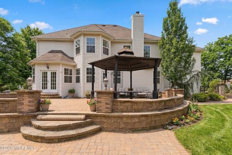 17 Meadow Run Court Jackson NJ 08527