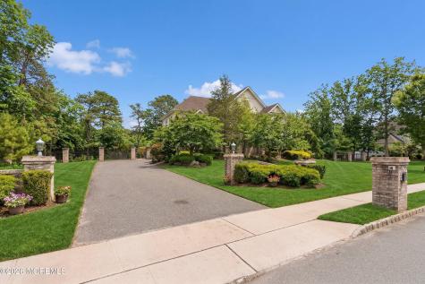 17 Meadow Run Court Jackson NJ 08527