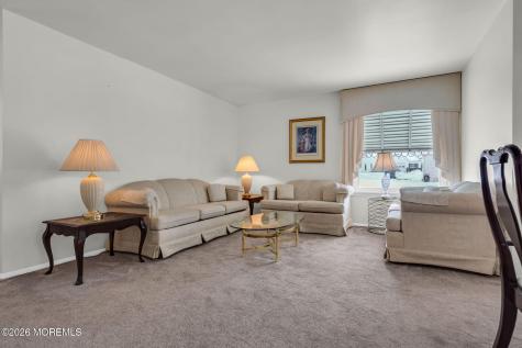 26 Maidstone Way Manchester NJ 08759