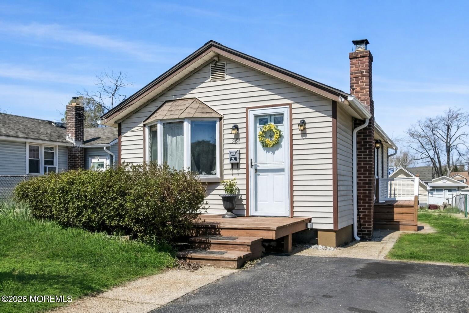 26 Hilltop Boulevard Keyport NJ 07735
