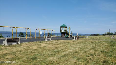 26 Hilltop Boulevard Keyport NJ 07735