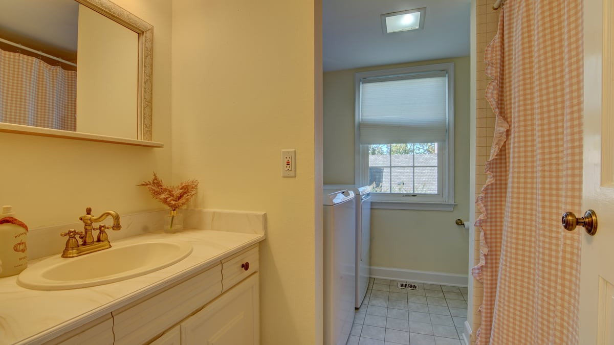 108 P Hanover Lane Monroe NJ 08831