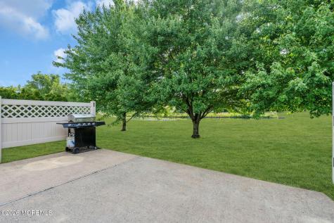 31 Provence Drive Manchester NJ 08759