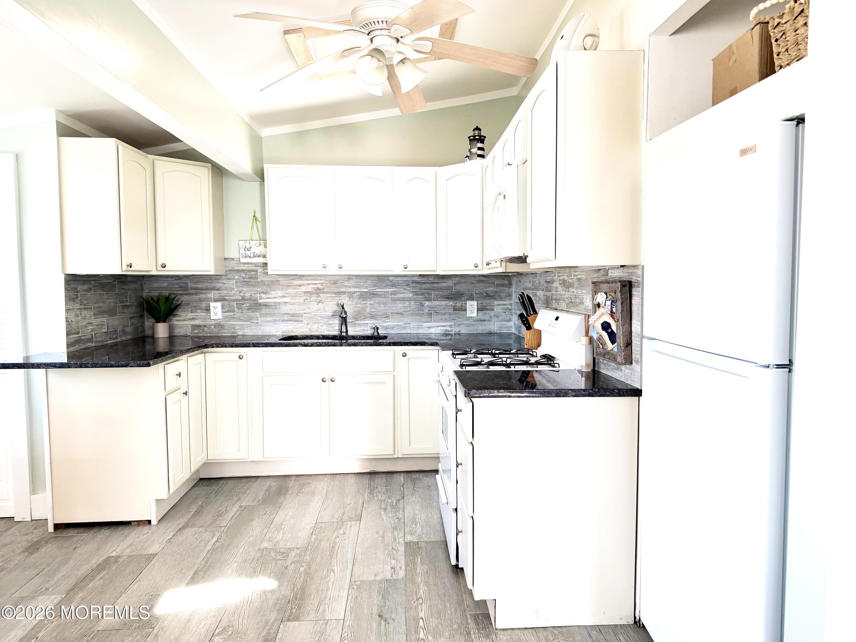 125 Patty Lane Manahawkin NJ 08050