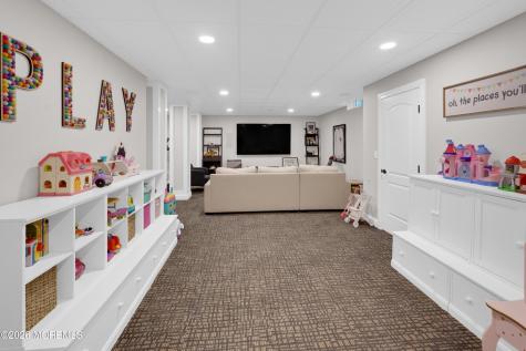 5 Lakeside Avenue Rumson NJ 07760