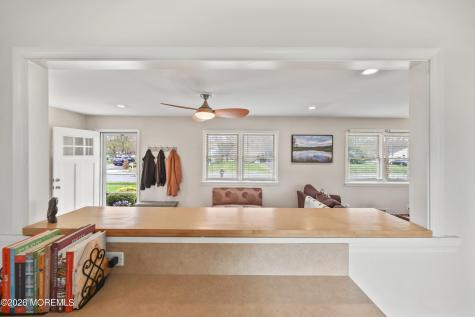 9 Maple Lane Howell NJ 07731