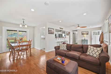 9 Maple Lane Howell NJ 07731