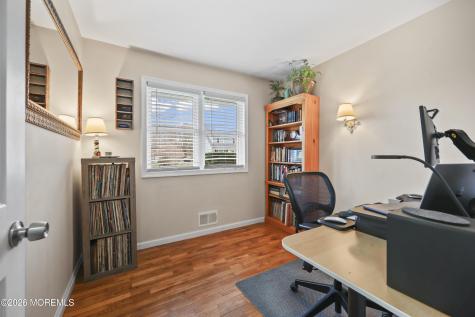 9 Maple Lane Howell NJ 07731