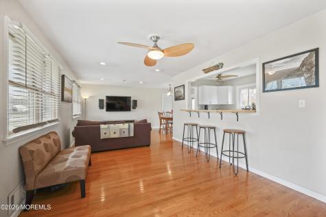 9 Maple Lane Howell NJ 07731