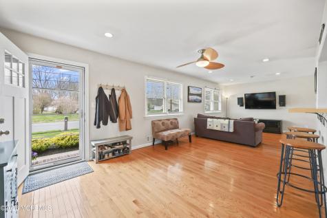 9 Maple Lane Howell NJ 07731