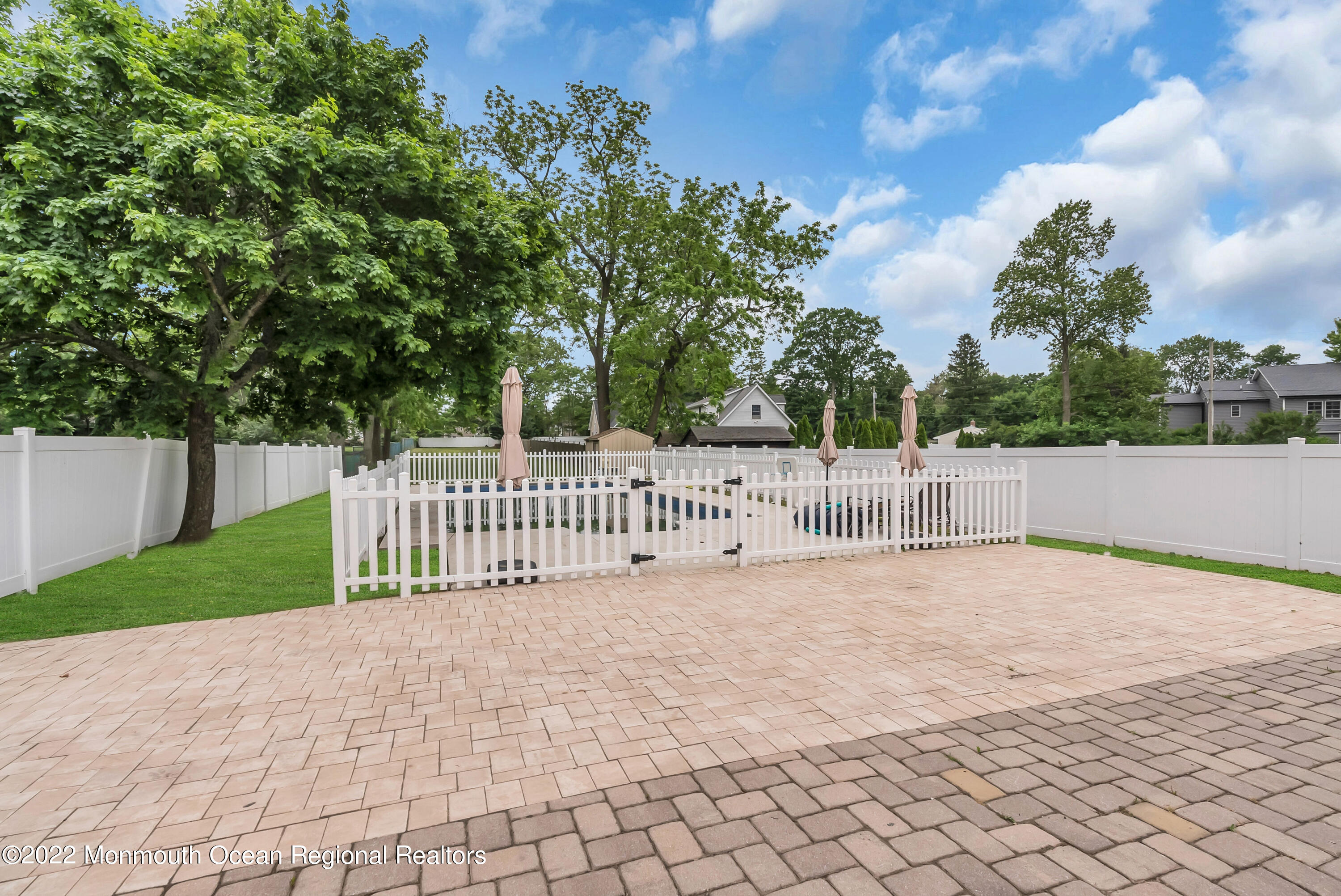 370 W Park Avenue Oakhurst NJ 07755