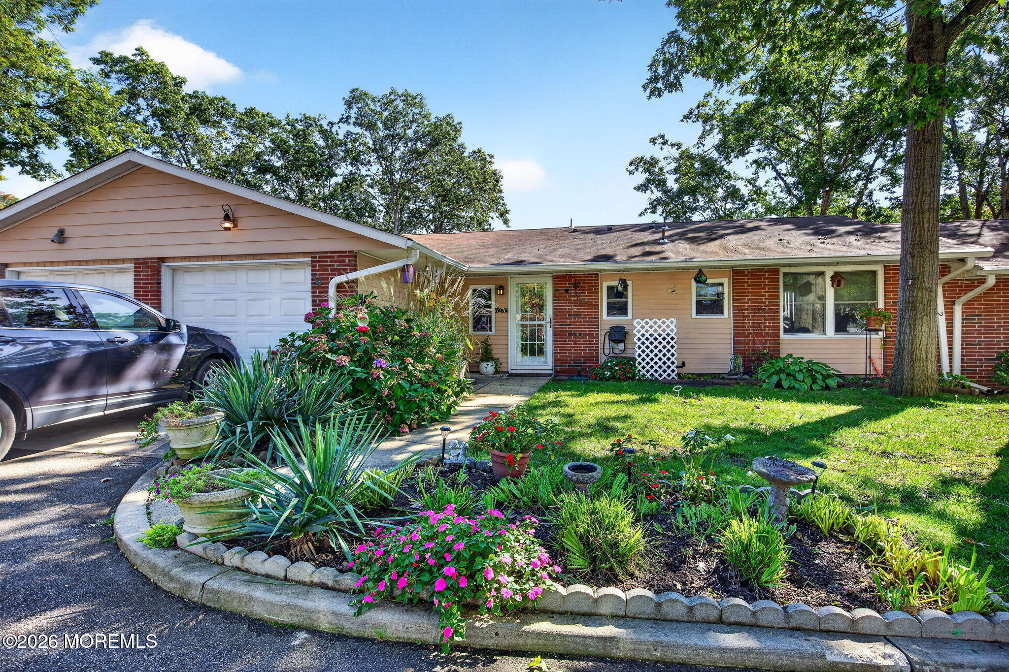 627 Huntington Drive Lakewood NJ 08701