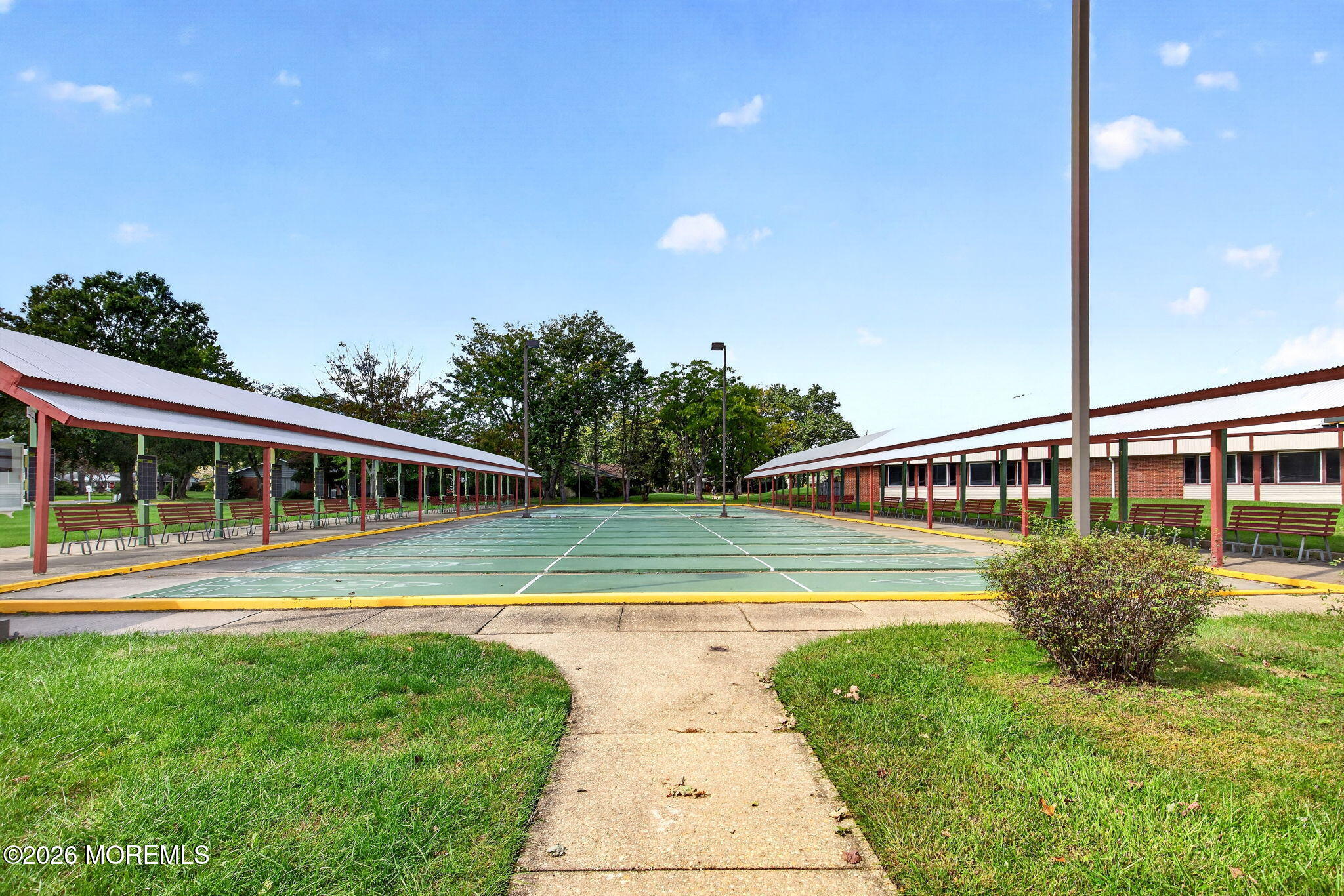 627 Huntington Drive Lakewood NJ 08701
