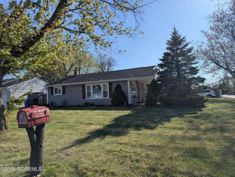 146 Club House Road Brick NJ 08723